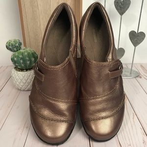 Clarks bronze leather loafers